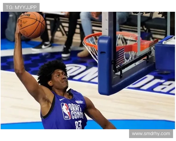 2023年WNBA选秀中新秀布里奇特·科林斯的表现受到哪些期待