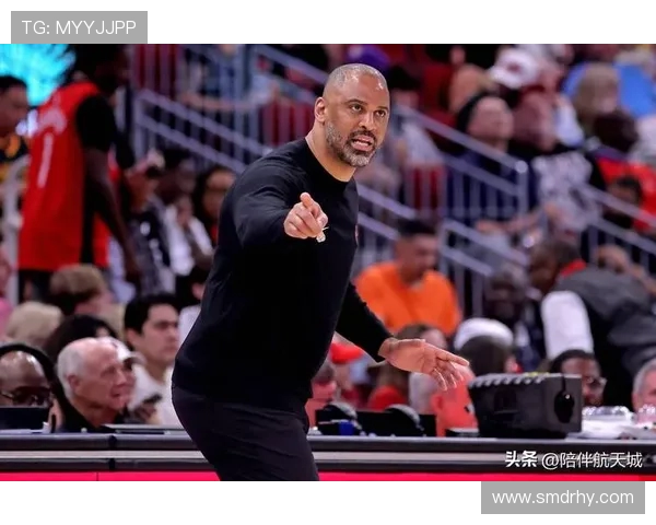 查看今日火箭队比赛战况：得分、阵容与亮点