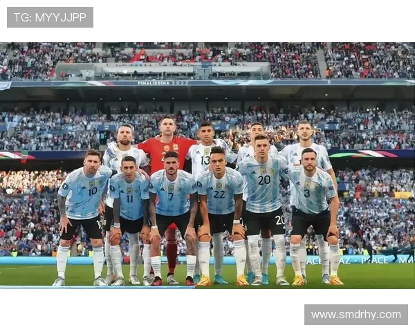 世界杯决赛回顾：阿根廷逆袭法国夺冠，两队精彩对决成历史经典